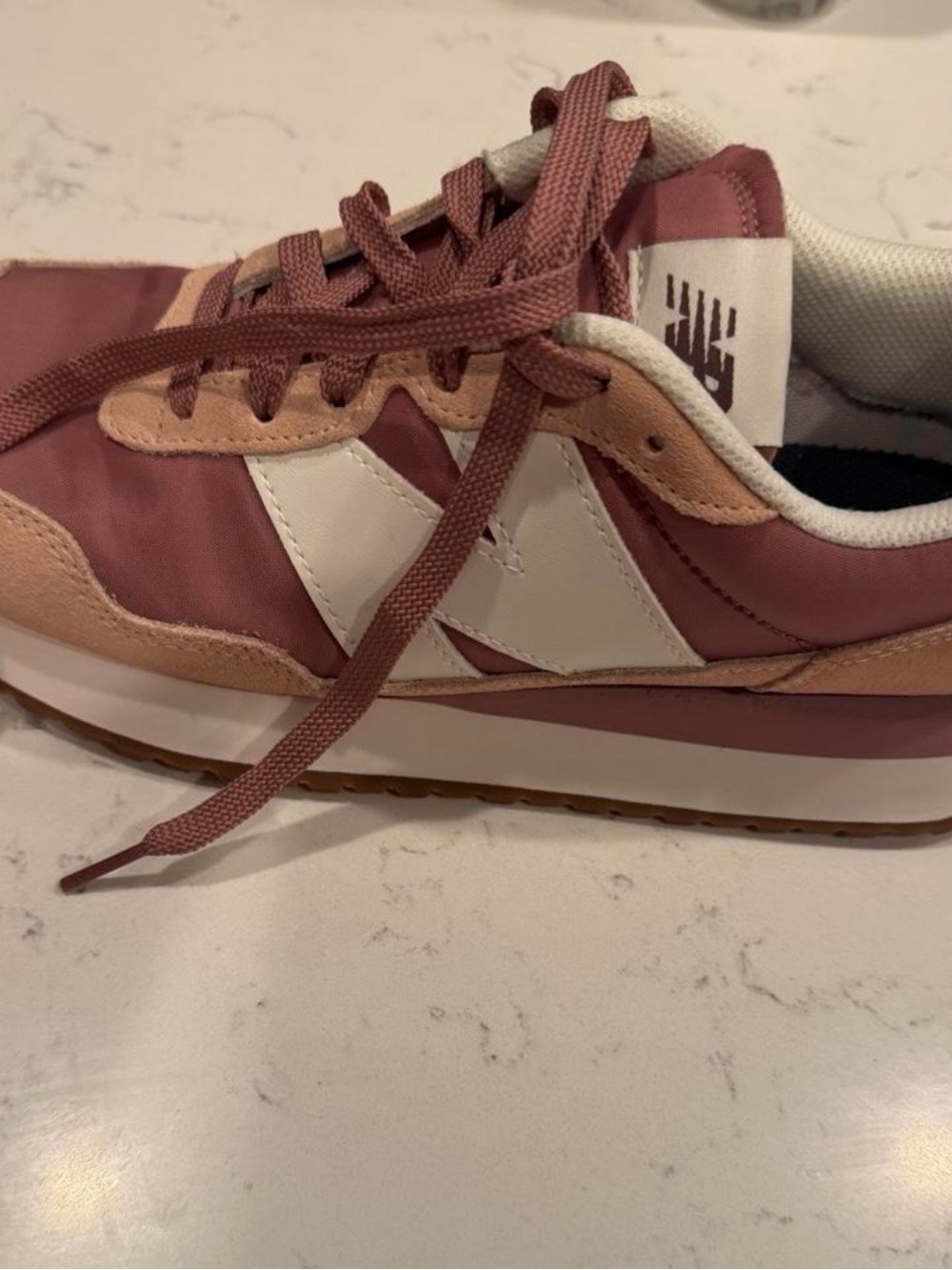 New Balance Women's Athletic Sneakers in Mauve and White